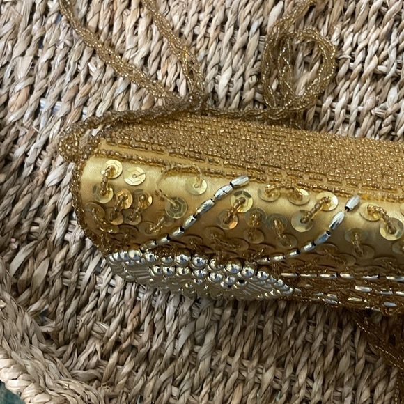 Vintage, Evening bag ,gold, silver fully embellished ,beaded, stunning,unique - Picture 6 of 7